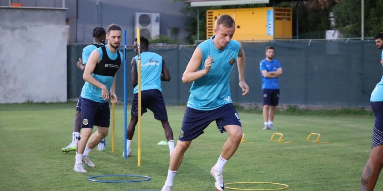 Corendon Alanyaspor, Trabzonspor Maçı Hazırlıklarına Başladı