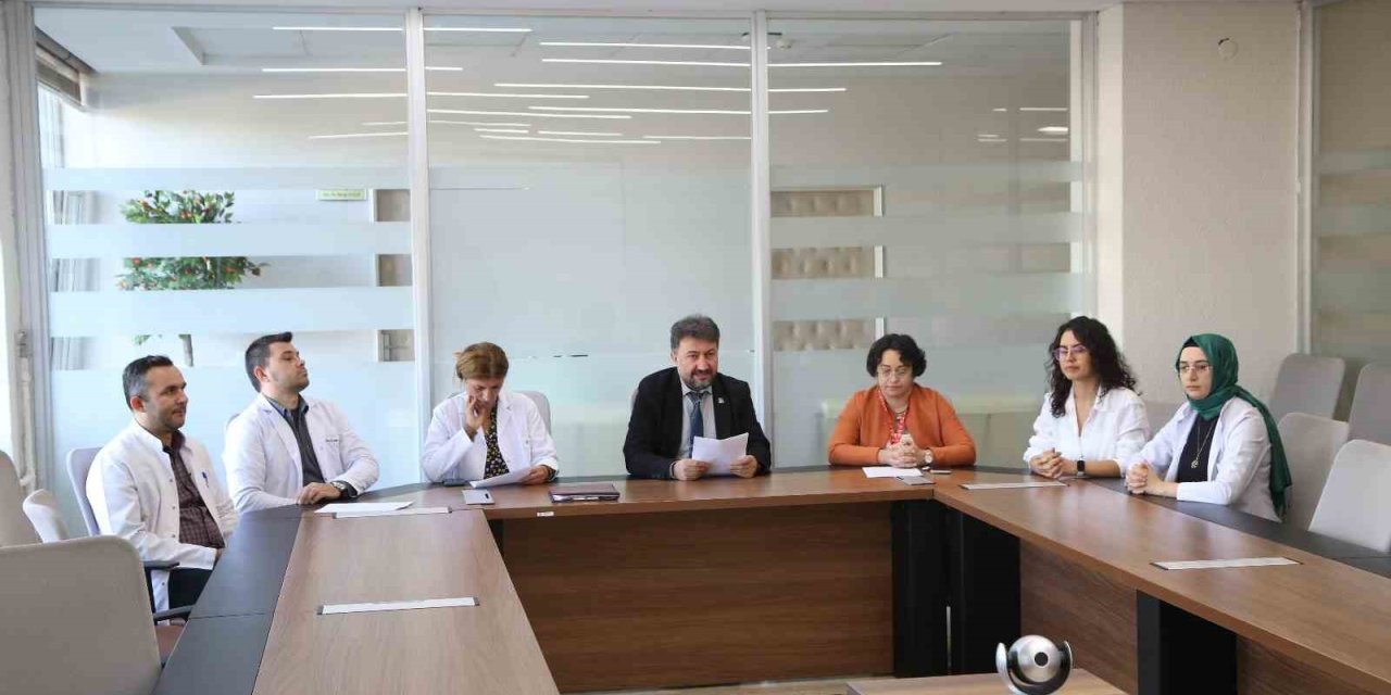 Şenel: "artrit’e Sahip Olan Hastaların Yüzde 50’si Tam Zamanlı Bir İşte Çalışamıyor"