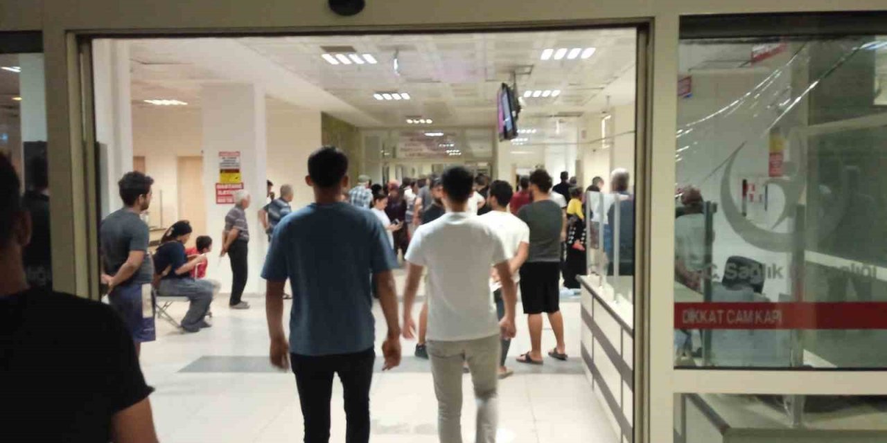 İki Aile Kavgasında Silahlar Çekildi, Ortalık Savaş Alanına Döndü: 10’un Üzerinde Yaralı