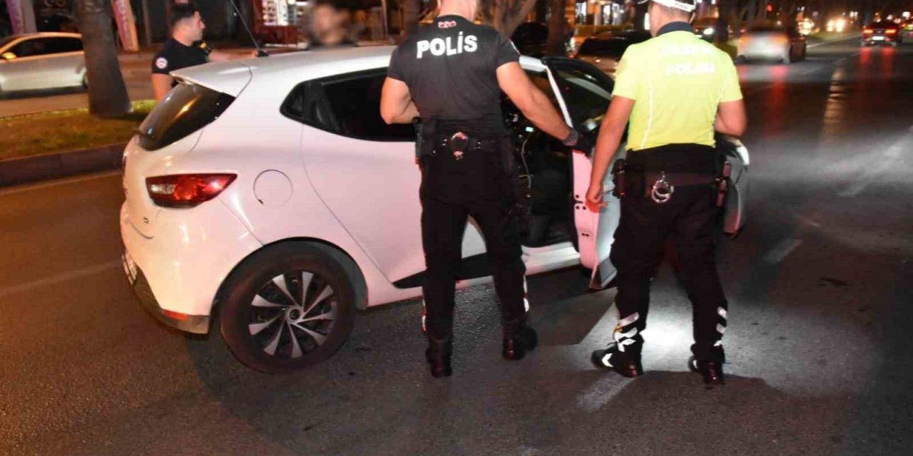 Antalya’da 70 Ekip 143 Polisle Eş Zamanlı Şok Uygulama