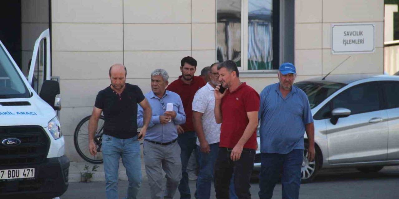 Arazi Anlaşmazlığında Hayatını Kaybeden 2 Kişinin Cenazesi Morgdan Alındı