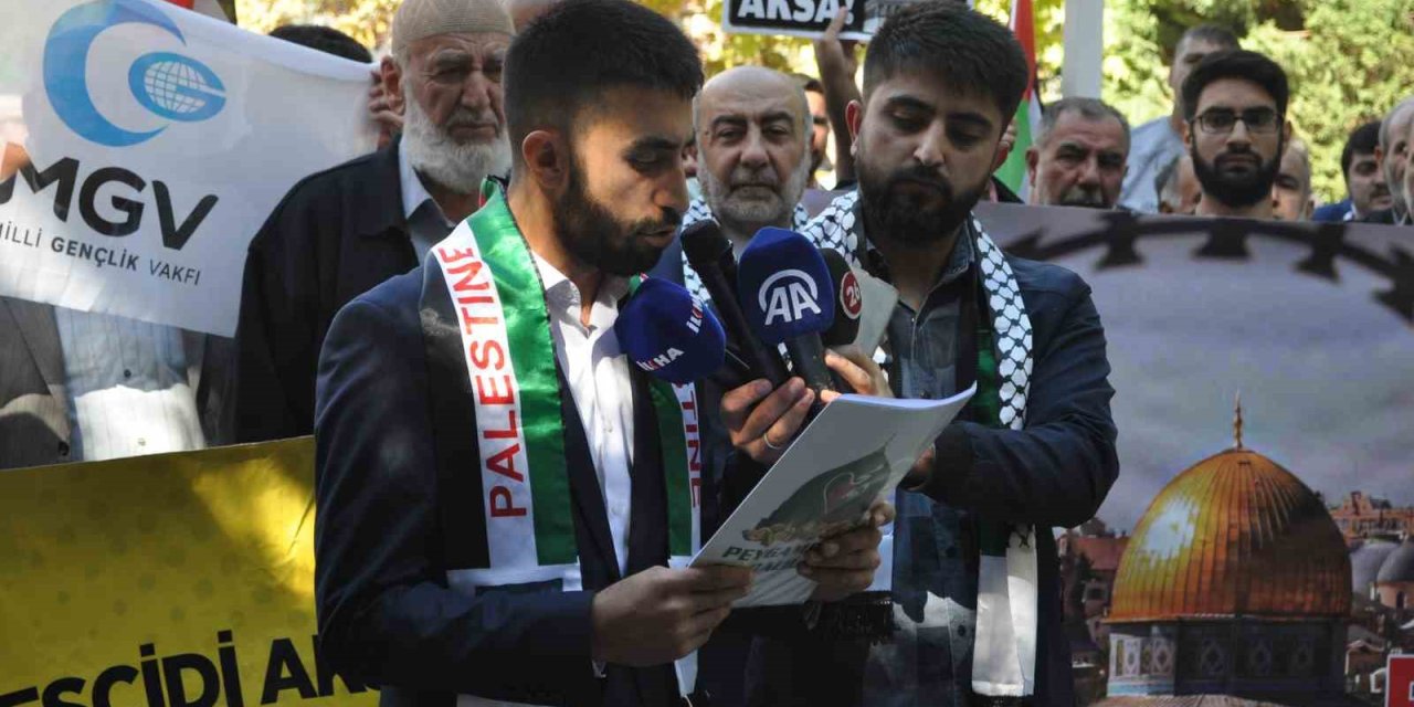 Cuma Namazı Sonrası Filistin’de Can Verenler İçin Basın Açıklaması Yapıldı