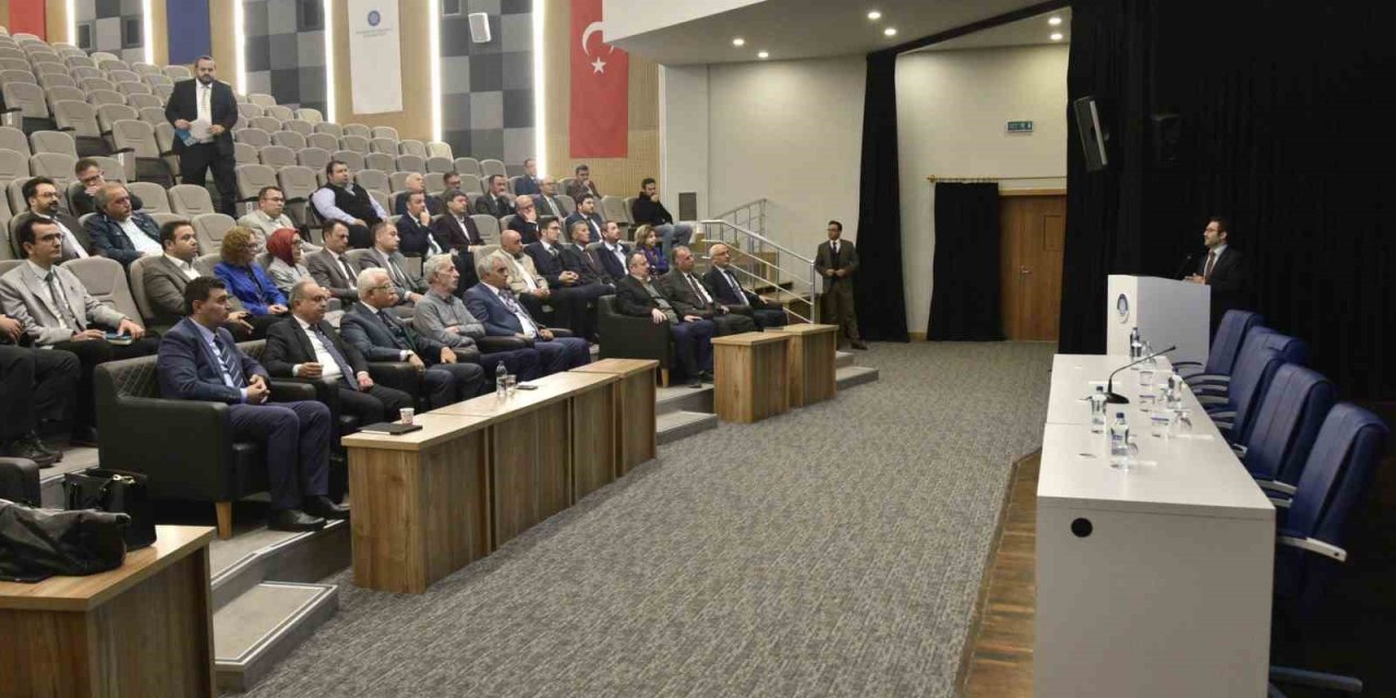 Neü’de “kalite Ve Akreditasyon” Seferberliği