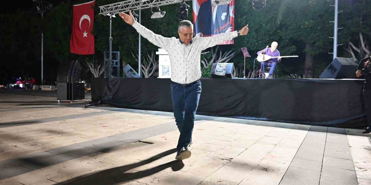 2. Kemer Türkü Festivali Yapıldı