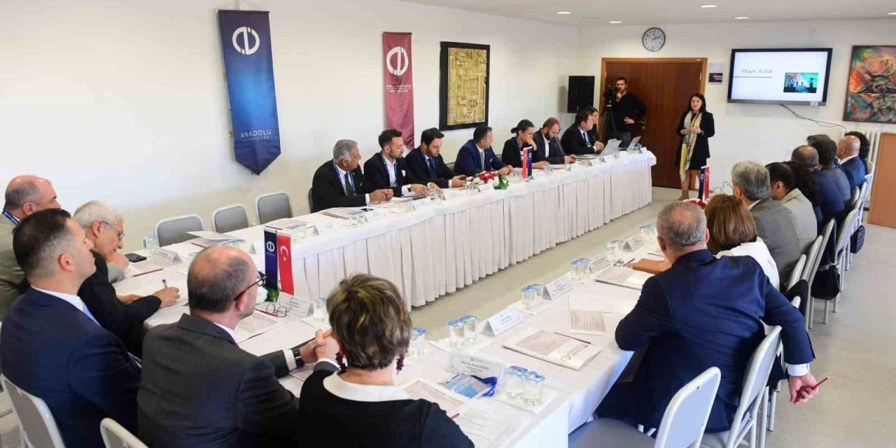 ’yeni Bir Turist Türü Olarak Dijital Göçebeler’ Projesinin Toplantısı Gerçekleştirildi