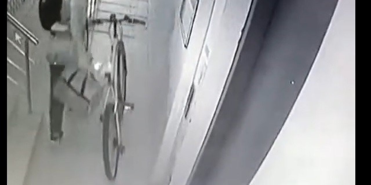 Eskişehir’de 25 Saniyede Bisiklet Hırsızlığı