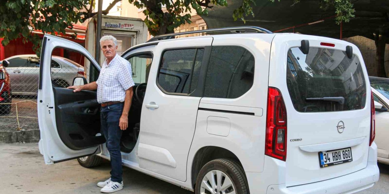 Arazi Satarak Sıfır Araç Aldı, 200 Metre Sonra Hayatının Pişmanlığını Yaşadı