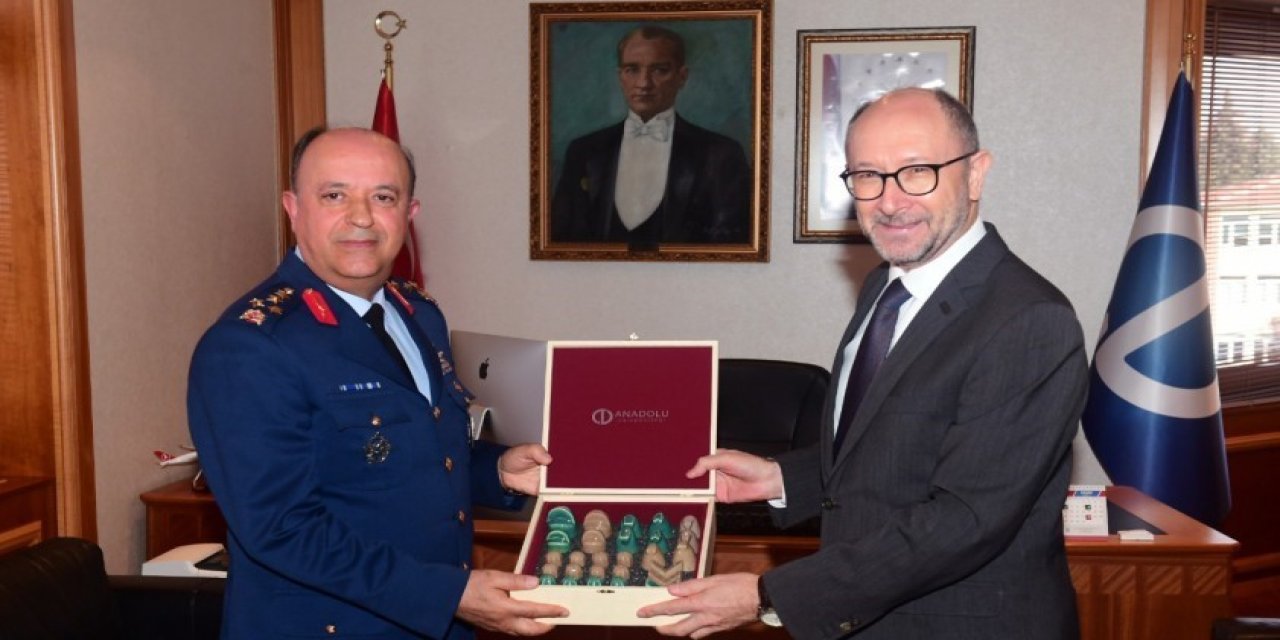 Orgeneral Güneykaya’dan Rektör Erdal’a İade-i Ziyaret