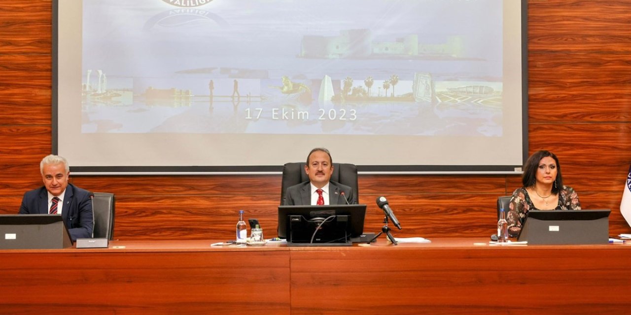 Vali Pehlivan: "kentte 639 Proje Devam Ediyor"