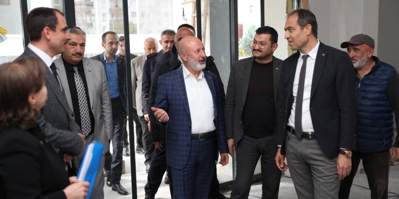 Başkan Çolakbayrakdar: "her Alanda Olduğu Gibi Sağlık Alanında Da Dönüşümü Devam Ettiriyoruz"