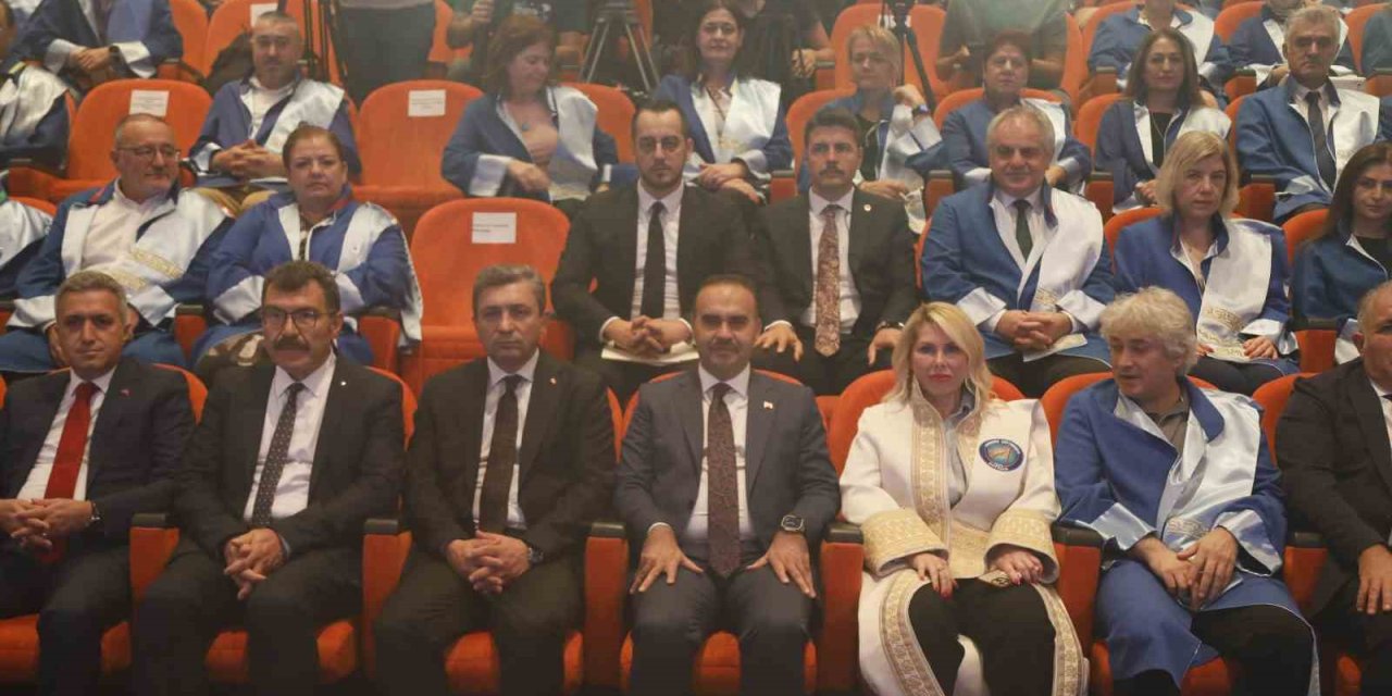 Bakan Kacır: "hibrit Roket Teknolojisini Ticarileştirme Fırsatı Yakalayacağız"