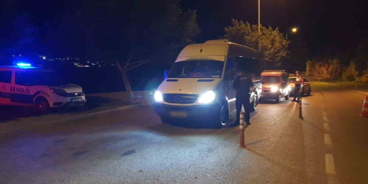 Antalya’da 107 Ekiple Şok Uygulama: Bin 875 Şahıs Sorgulandı