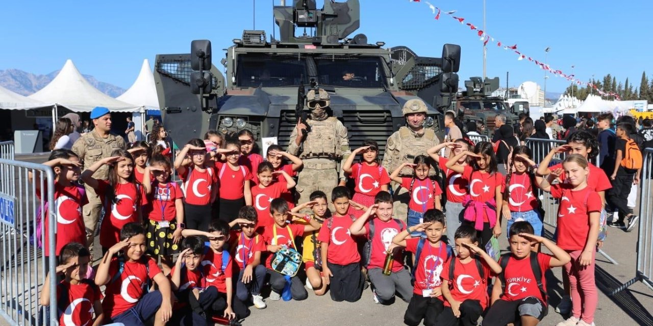 Bilimfest’te Jandarmaya Yoğun İlgi