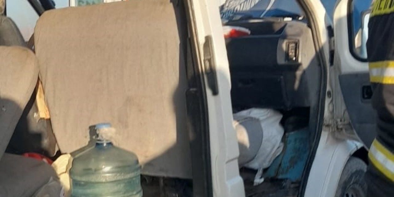 Tarım İşçilerini Taşıyan Minibüs İle Yakıt Tankeri Çarpıştı: 15 Yaralı