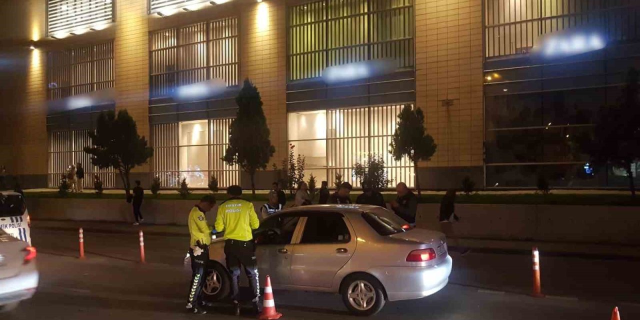 Polis Ekiplerinin Denetiminde 3 Bin 746 Şahıs Kontrol Edildi