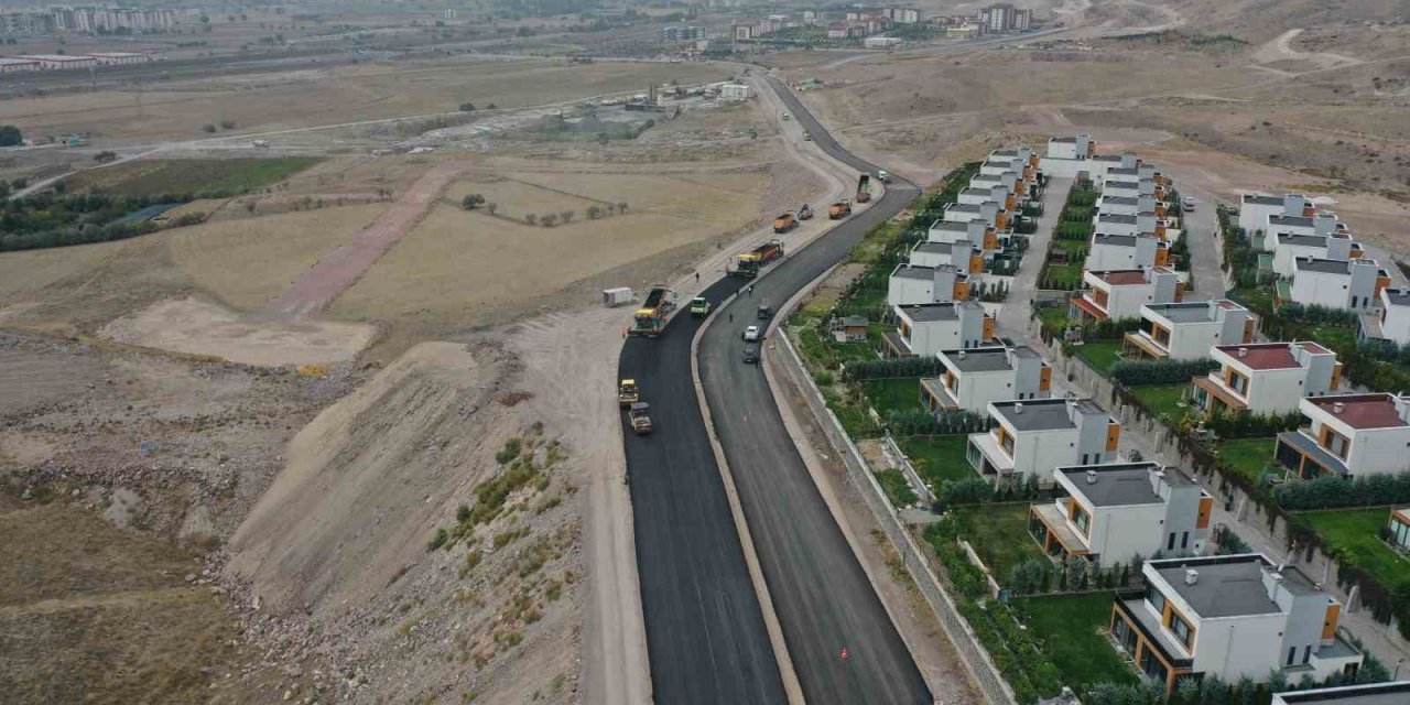 Başkan Büyükkılıç’tan 35 Milyon Tl’lik Yol Açıklaması