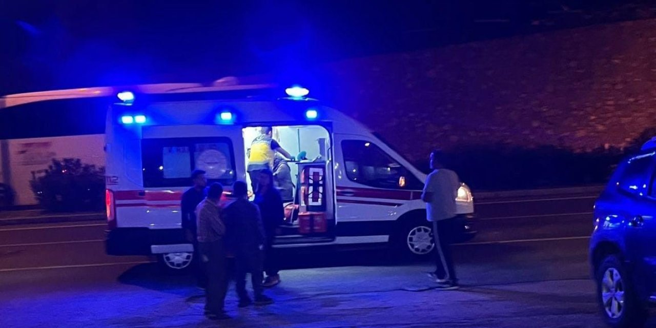 Otomobilin Çaptığı Yaşlı Adam Yaralandı