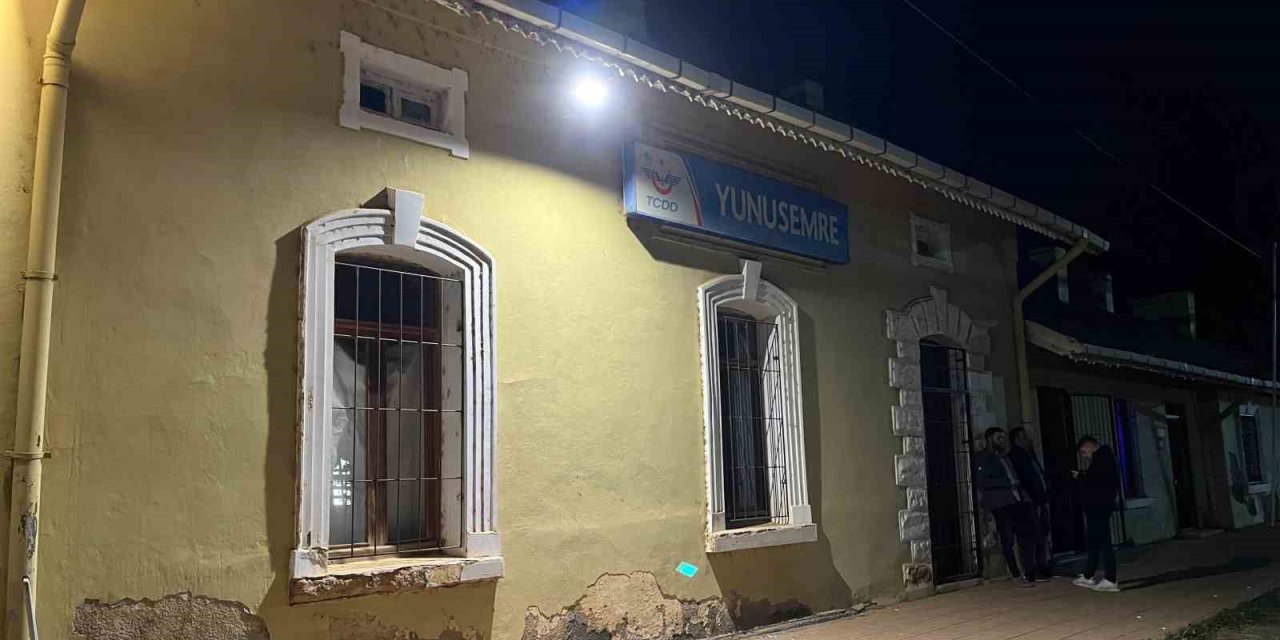 Yunus Emre Tren İstasyonunun İçler Acısı Hali