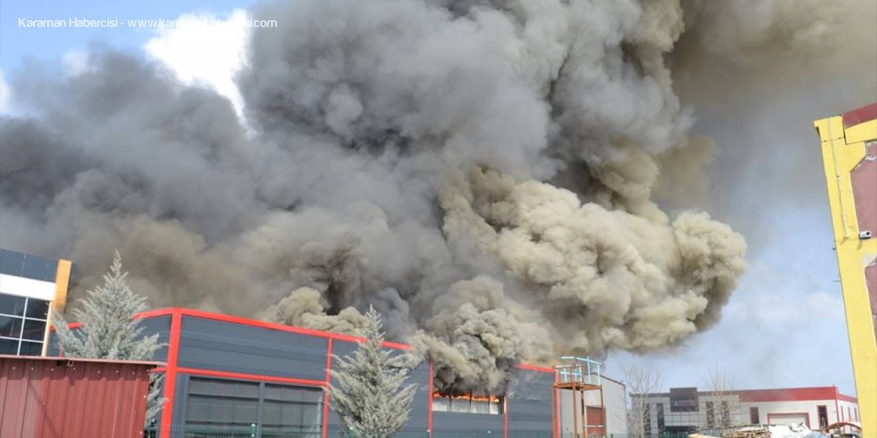 Aksaray’da Fabrika Yangını