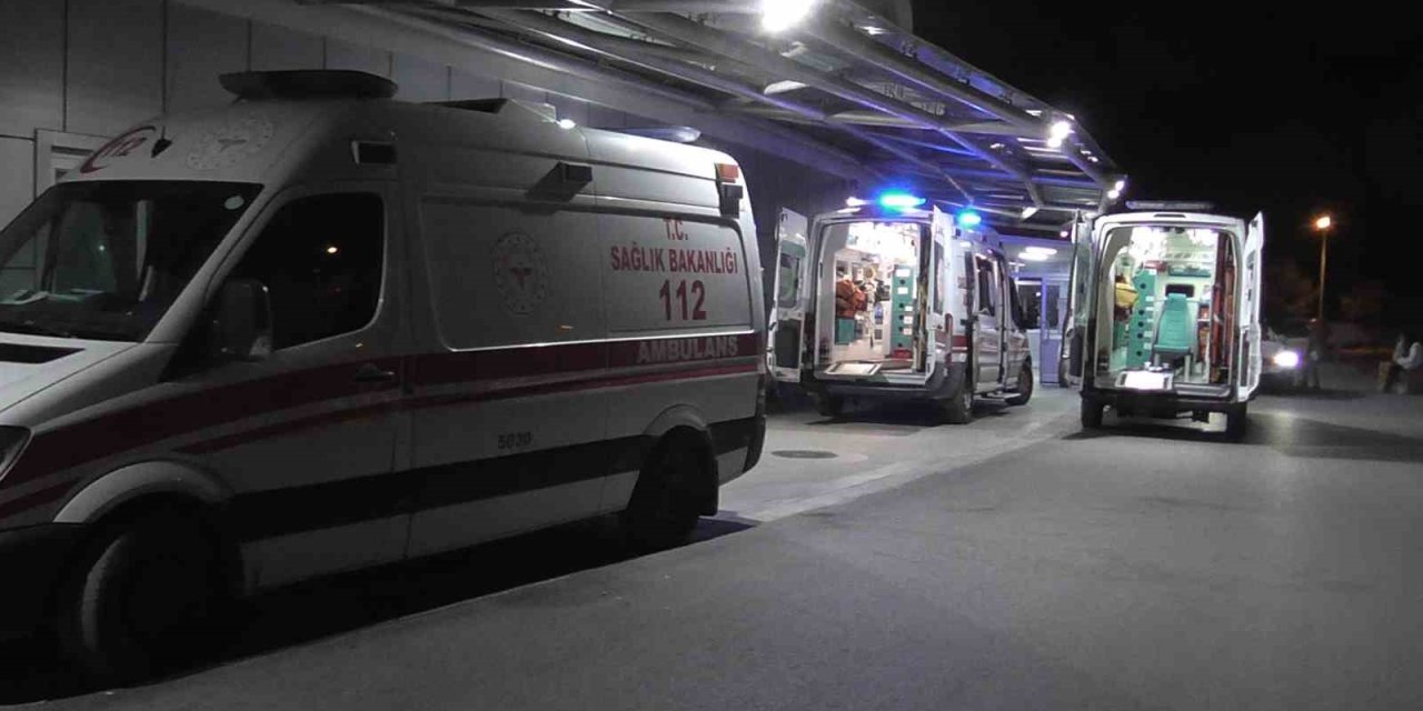 Konya’da Motosiklet Yayaya Çarptı: 3 Yaralı