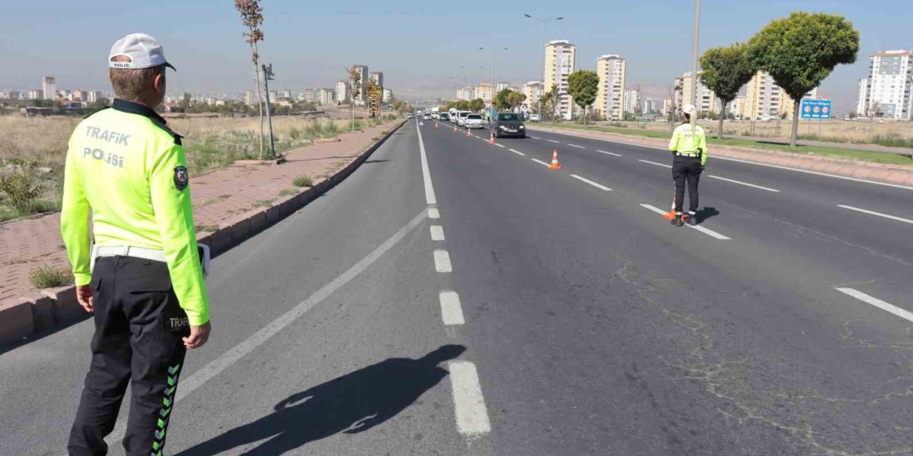 Kayseri’de Trafik Kazalarını Önlemek İçin Denetimler Artırıldı