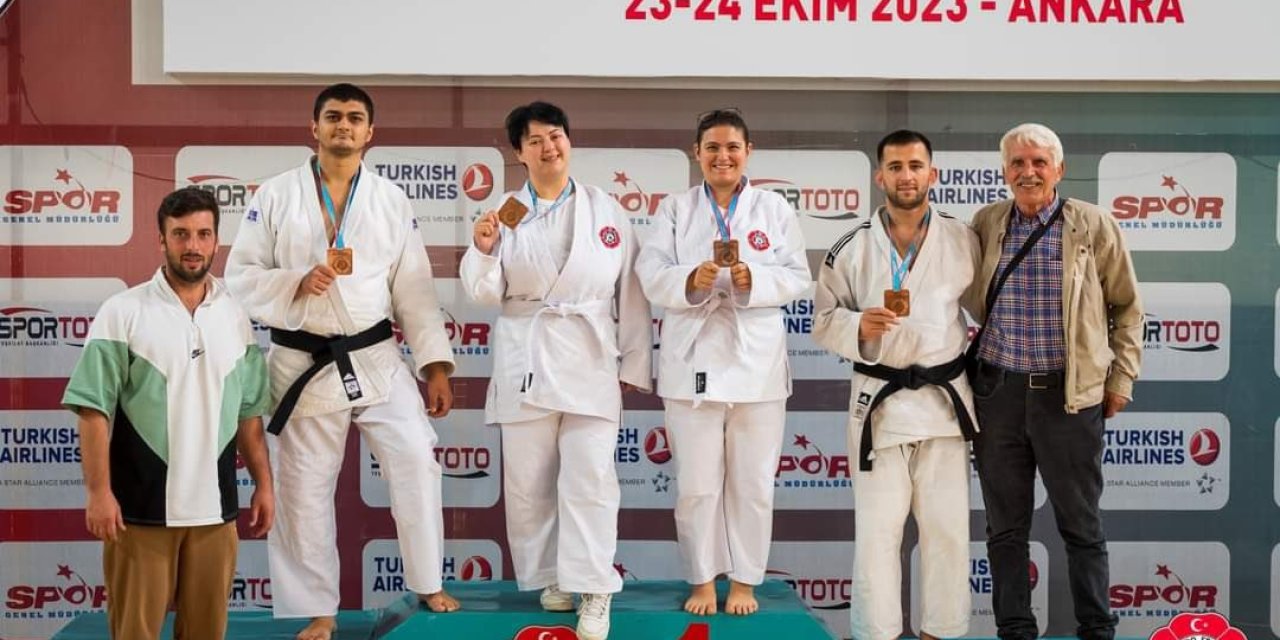 İşitme Engelli Judoculardan 4 Madalya