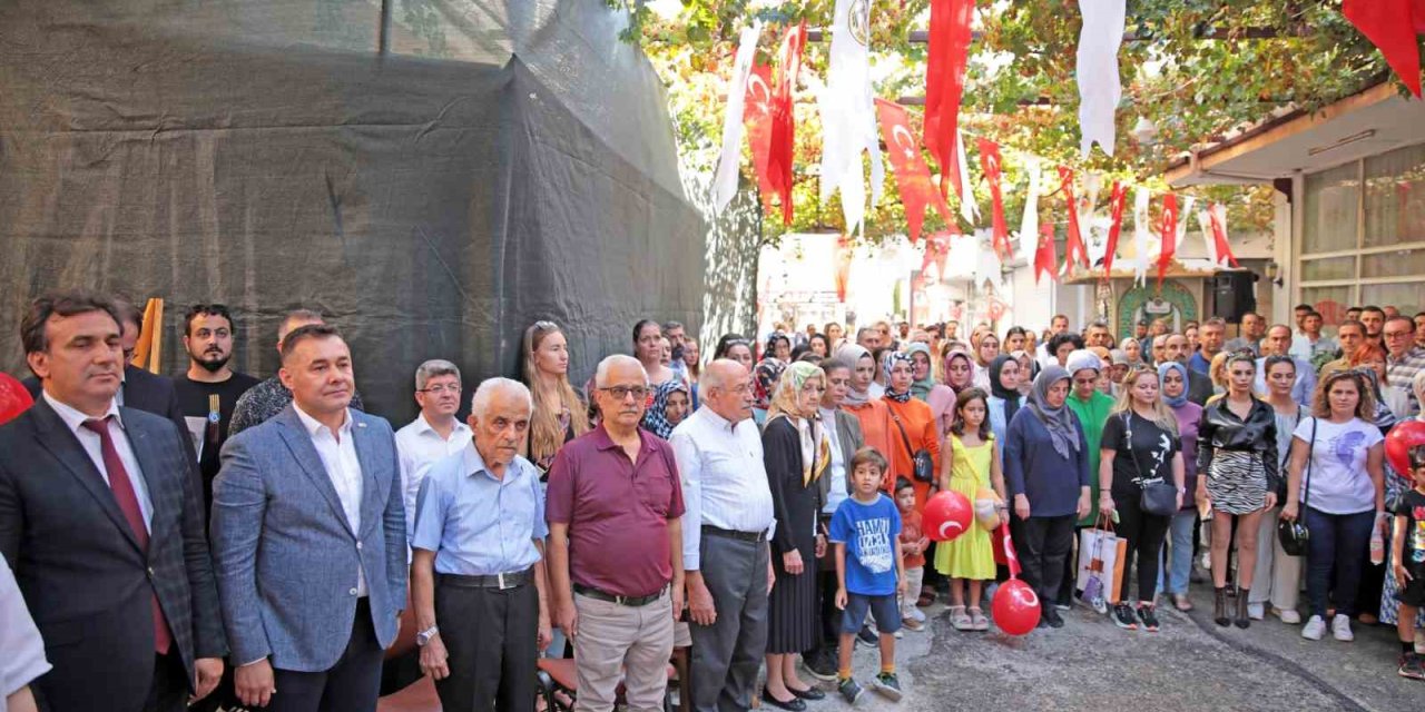Alanya Belediyesi Çocuk Kütüphanesi Ve Masal Evi Açıldı