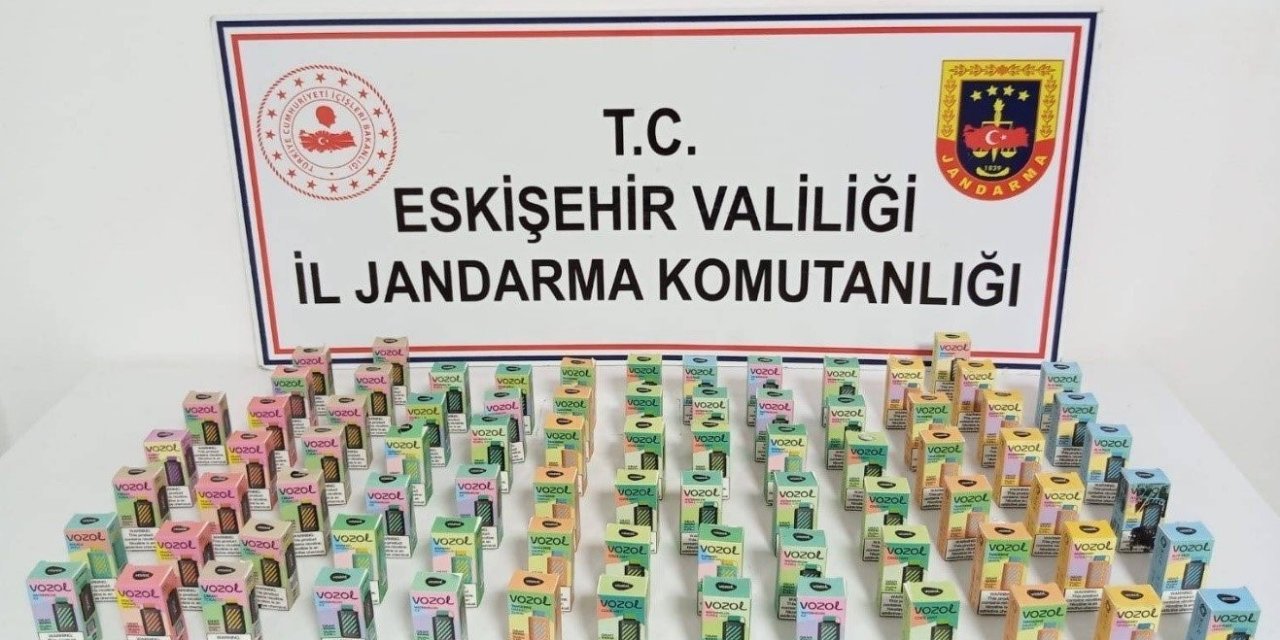Kaçak Elektronik Sigara Satmak İsteyen Şahıslara Jandarma Operasyonu