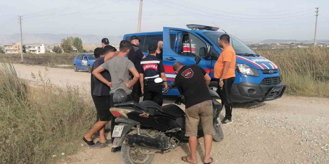 Çalınan Motosikletini Yolda Gördü, Dedektif Gibi Takip Edip Yakaladı