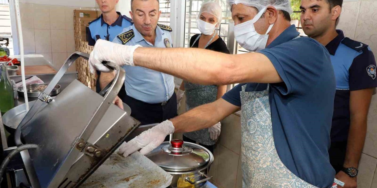 Akdeniz’de Okul Kantinleri Denetlendi