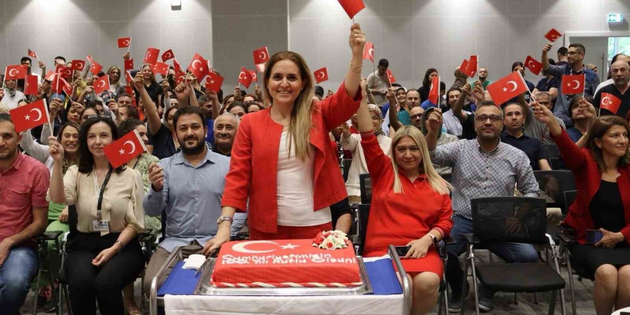 Mersin Şehir Hastanesi’nde ’cumhuriyetin 100. Yılı Fotoğraf Sergisi’ Açıldı