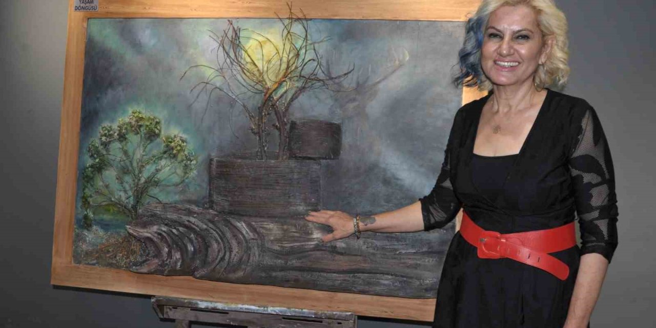 Atık Malzemeleri Sanat Eserine Dönüştürdü