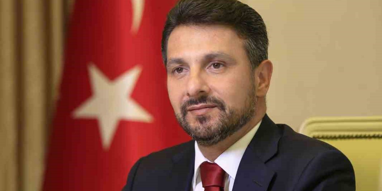 Hamid Yüzügüllü 29 Ekim İçin Mesaj Yayımladı