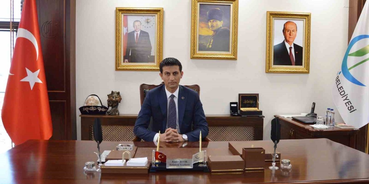 Çifteler Belediye Başkanı Kadir Bıyık Cumhuriyetin 100’üncü Yılı Vesilesiyle Mesaj Yayımladı