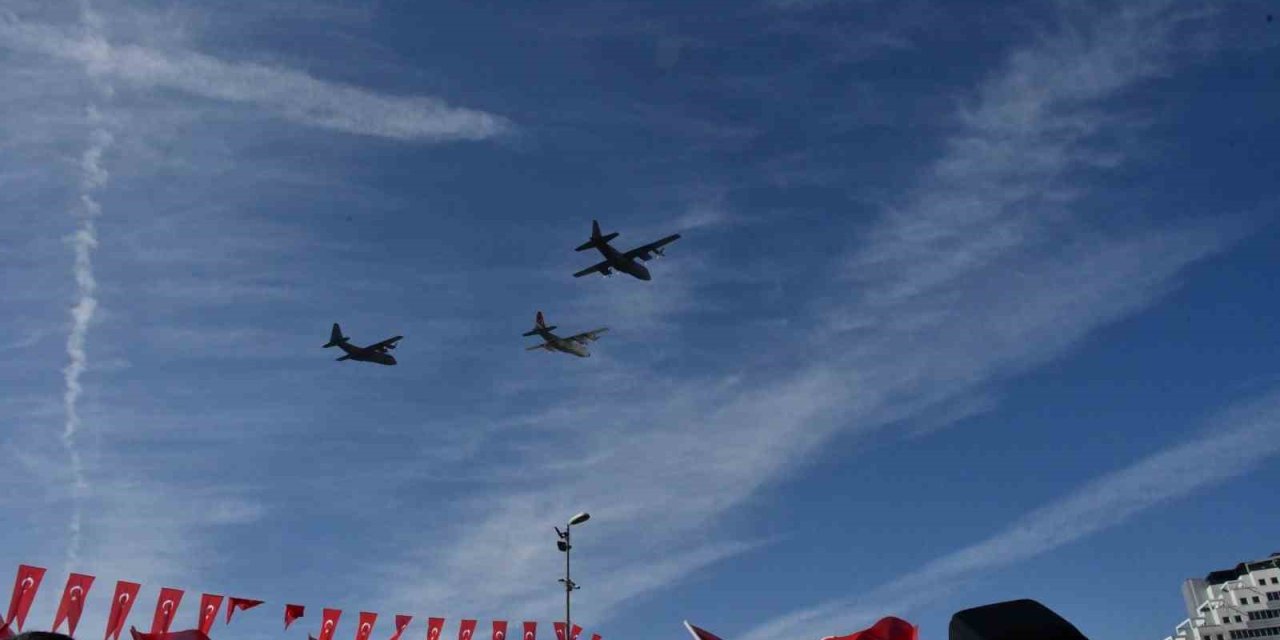 ’koca Yusuflar’ Cumhuriyetin 100. Yılında Geçit Töreninde