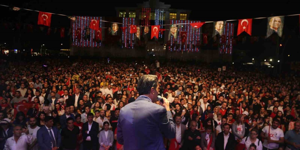 Antalya’nın İlçelerinde Cumhuriyet’in 100. Yılı Coşkusu Yaşandı