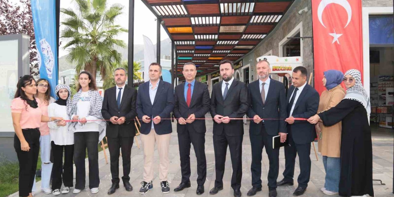 Alkü’de "filistin’de Çocuk Olmak" Sergisi Açıldı