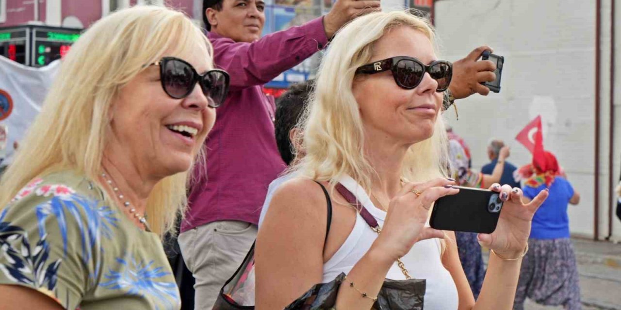 Antalya’da 2. Uluslararası Yörük Türkmen Festivali ‘yörük Göçü’ İle Başladı