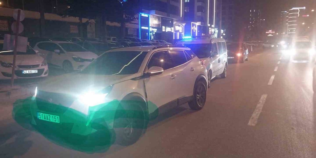 Niğde’de Yaya Geçidinde Otomobilin Çarptığı Çocuk Yaralandı