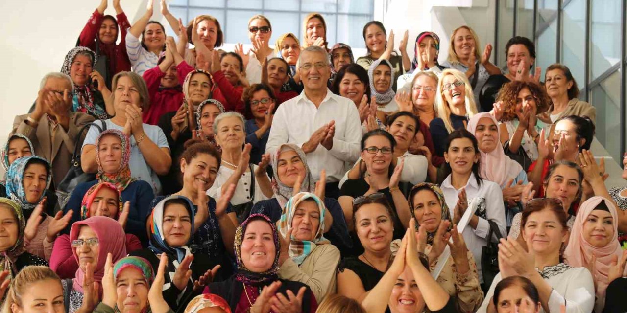 Başkan Tarhan, Anket Çalışmasında Mersin’de 1. Sırada Yer Aldı