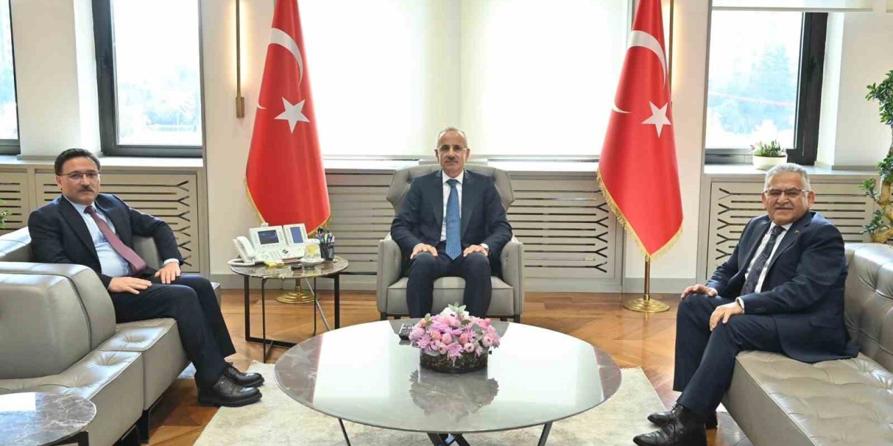 Vali Çiçek Ve Başkan Büyükkılıç’tan Bakan Uraloğlu’na Ziyaret