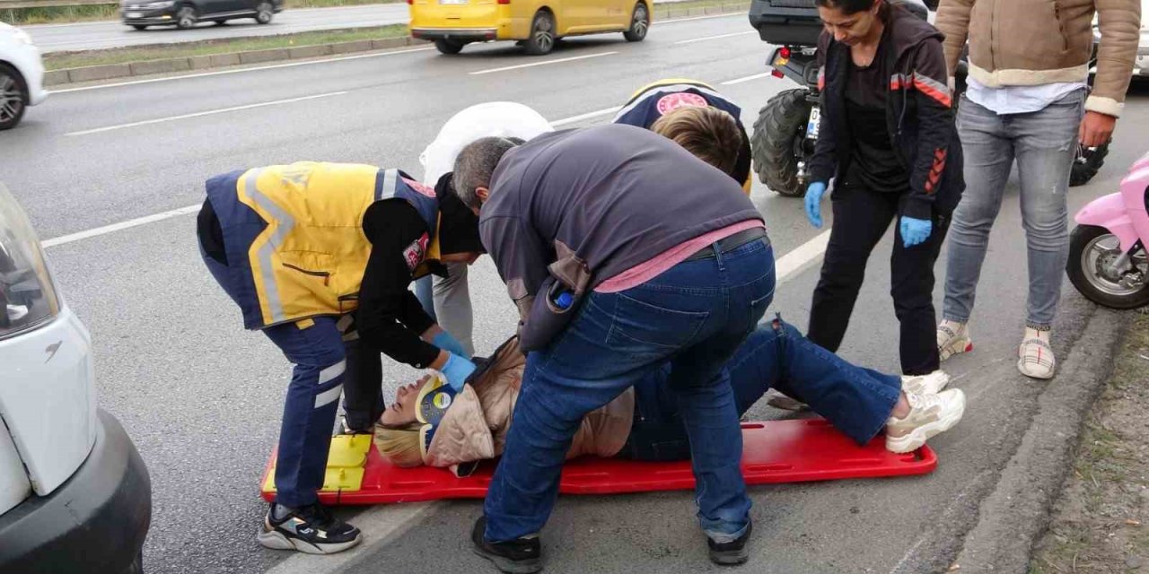 Aracın Aynasına Çarpan Motosiklet 20 Metre Sürüklendi: 1 Yaralı