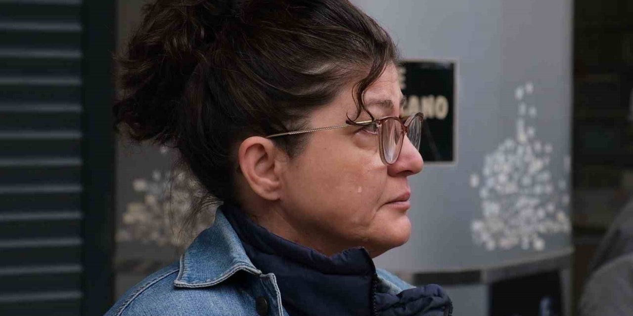 Anma Töreninde Gözyaşı