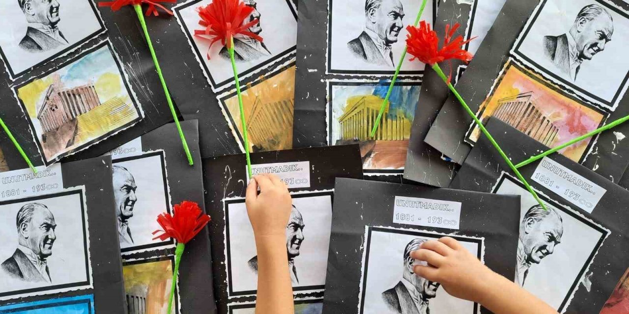 Çocuklar Atatürk’ü Şiirler Ve Şarkılarla Andı