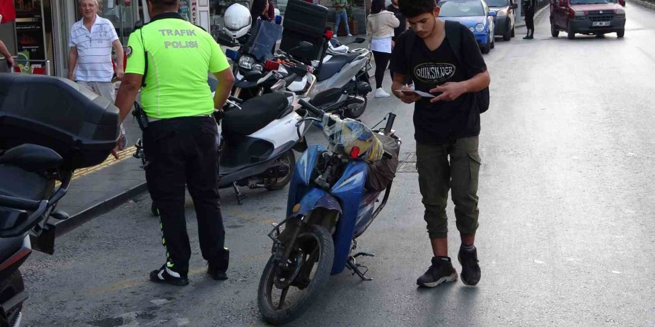 Motosiklet Sürücüsüne Ceza Yağdı