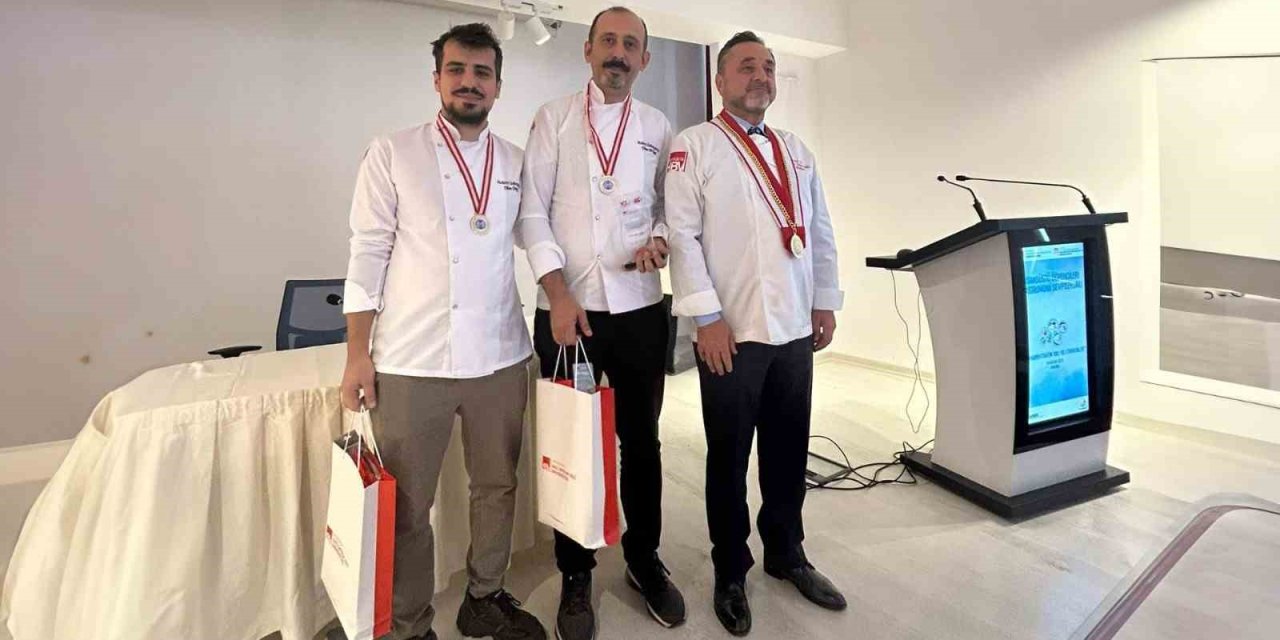 Şeflerin Lezzetleri Yarışması’ndan Altın Madalyayla Döndüler