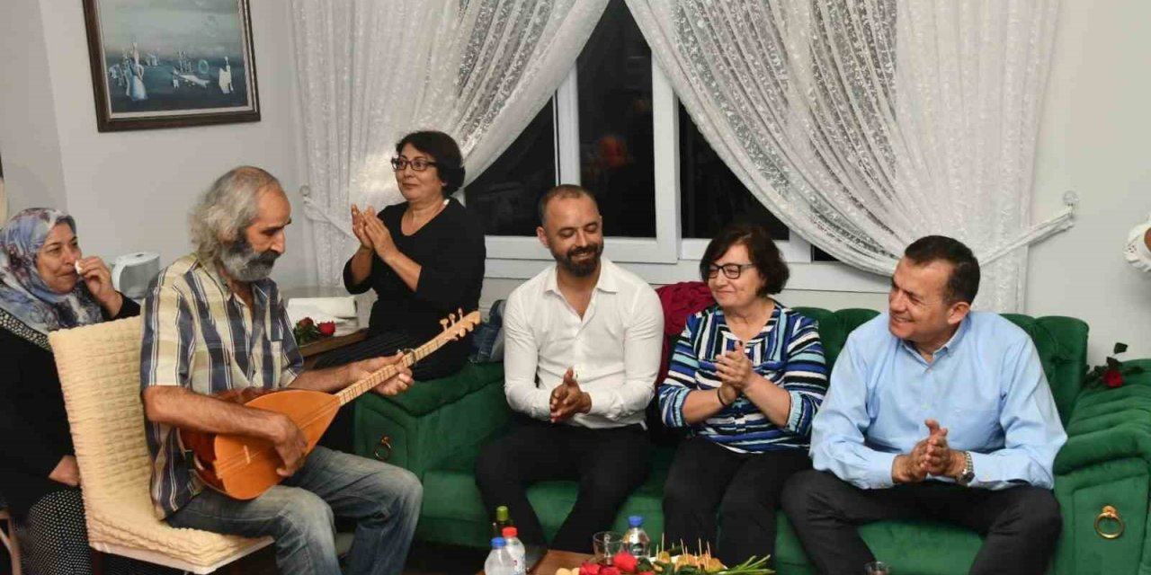 Başkan Özyiğit, Vatandaşların Evine Misafir Oluyor