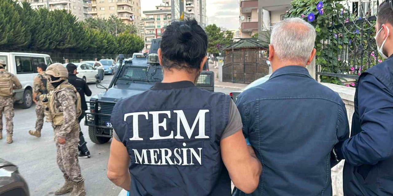 Mersin’de Terör Örgütlerine Operasyon: 4 Gözaltı