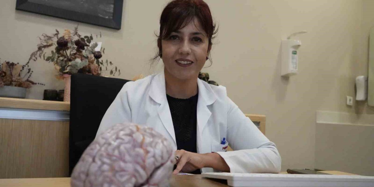 Prof. Dr. Biçer: "dirençli Hastalarda Epilepsi Pili Nöbetleri Yarı Yarıya Azaltıyor"