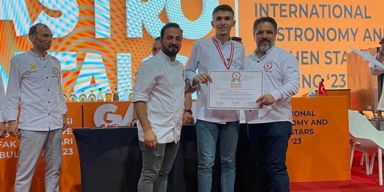 Gastronomi Yarışmasında Alanya Üniversitesi’ne Gümüş Madalya